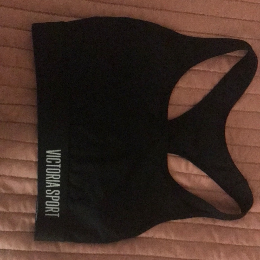 Black Victoria’s Secret Sports Bra!!